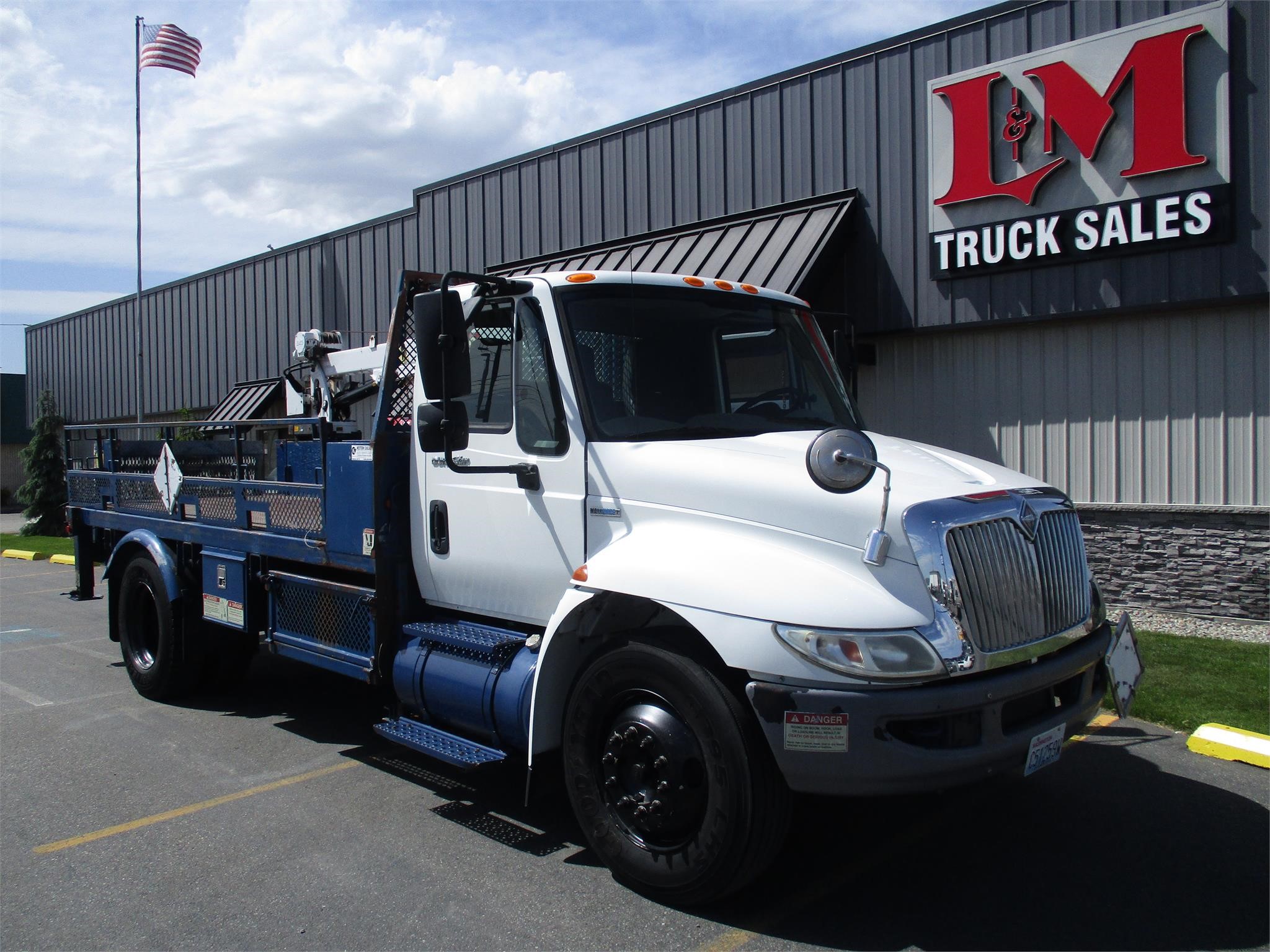 2008 INTERNATIONAL DURASTAR 4300 - L&M Truck Sales - Specialized Work  Trucks & Cranes For Sale