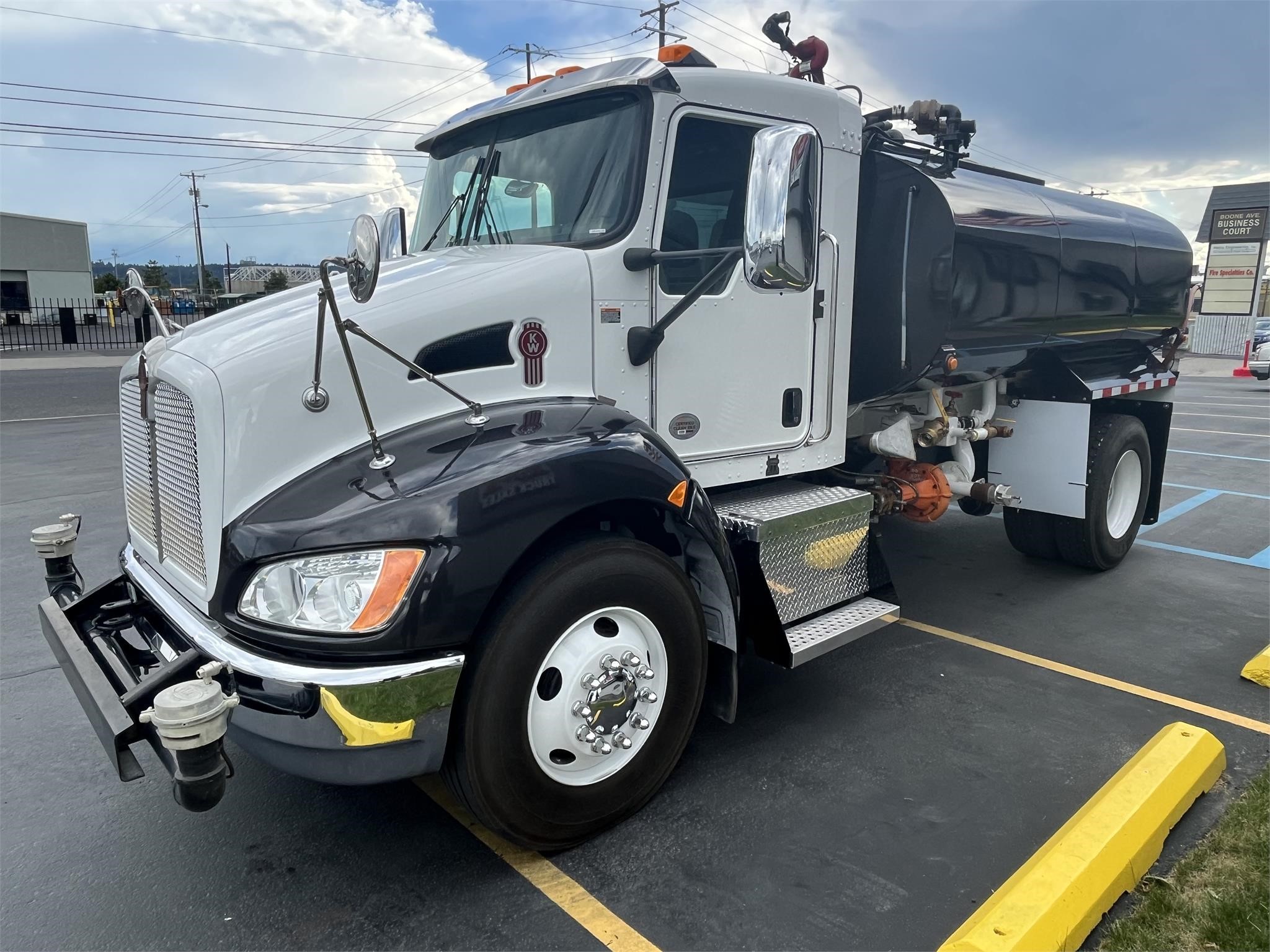 2019 KENWORTH T370 - image 4 of 6