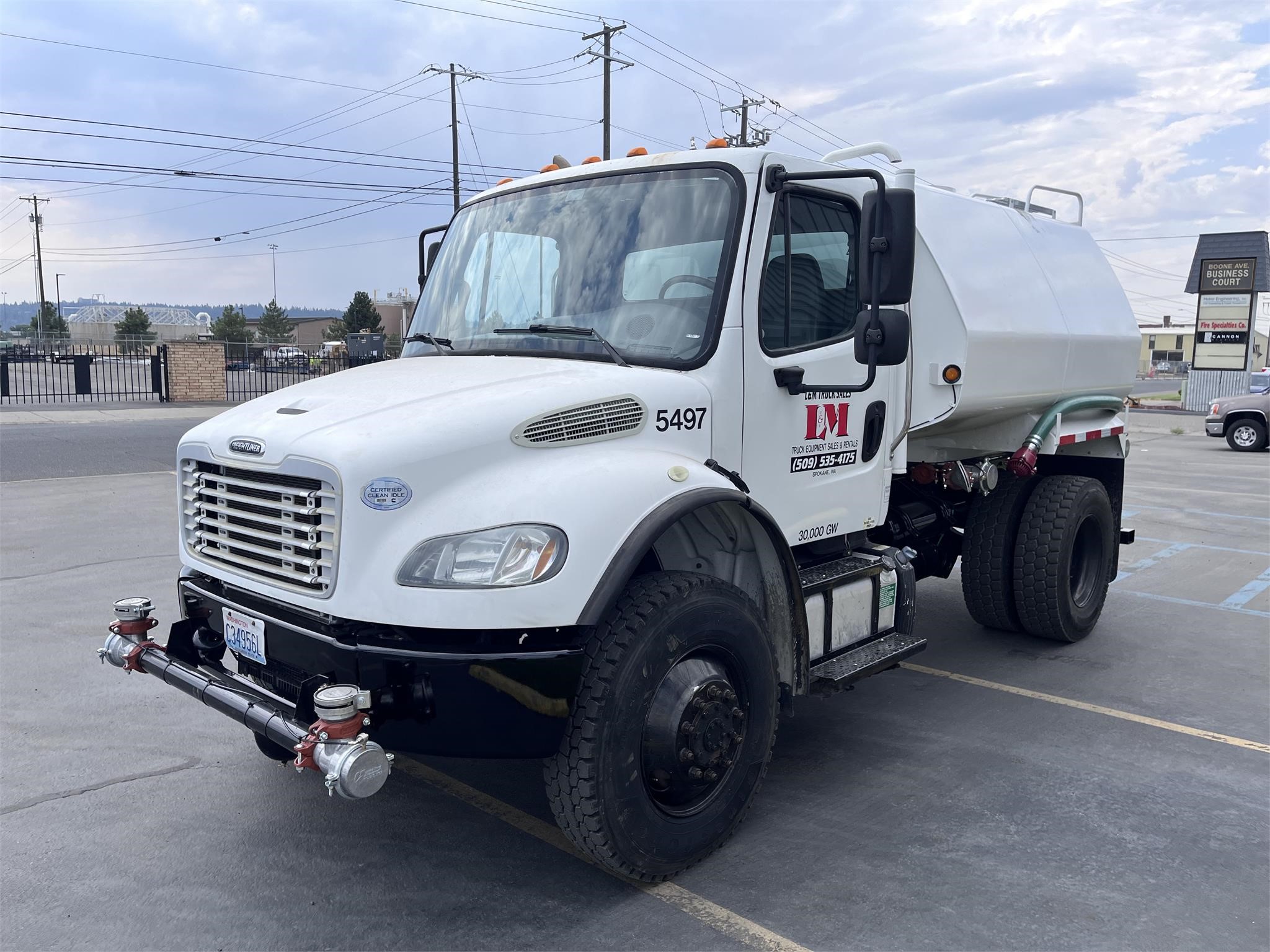 2013 FREIGHTLINER BUSINESS CLASS M2 106 - image 3 of 6