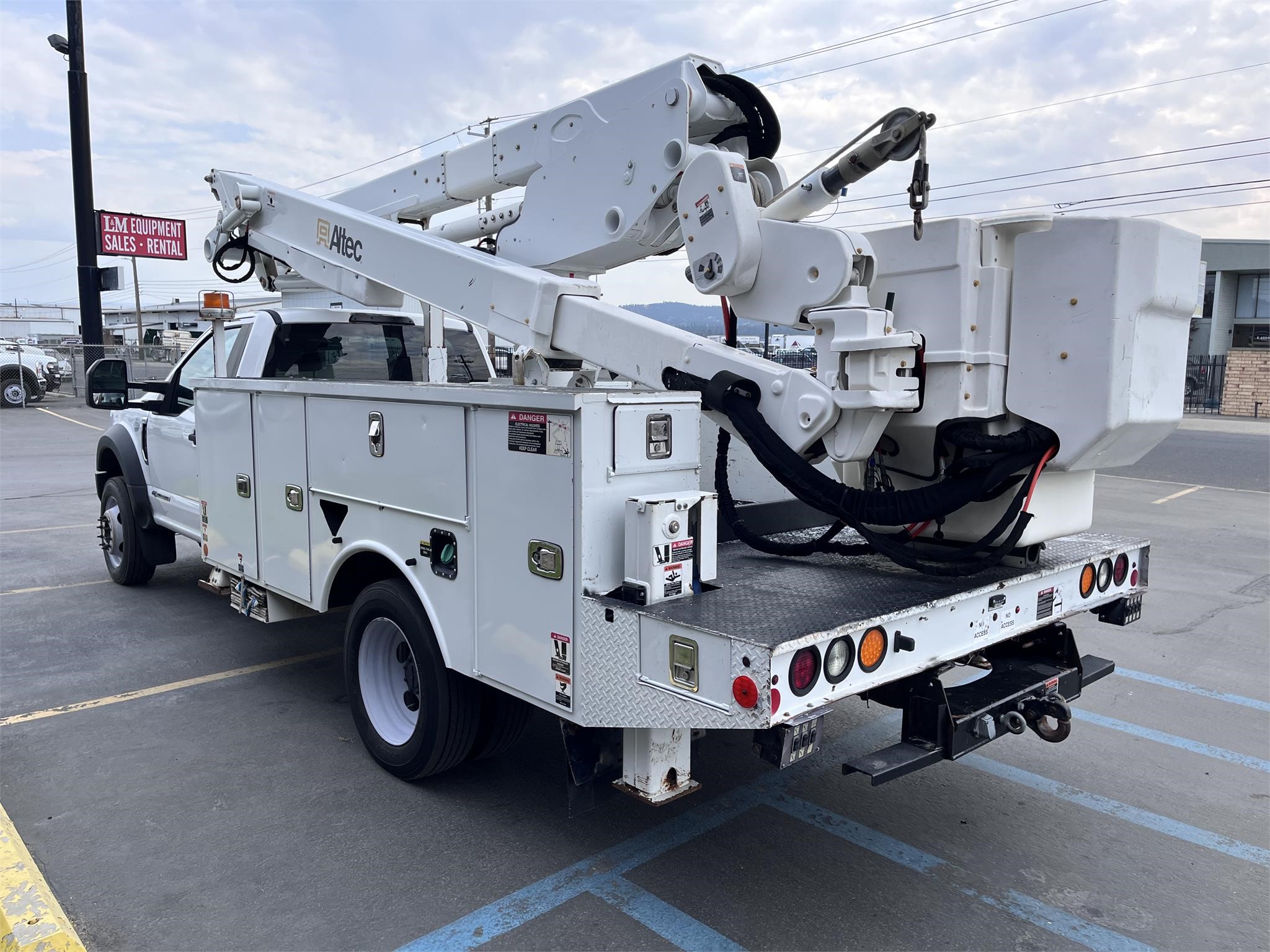 2018 ALTEC AT48M - image 4 of 6