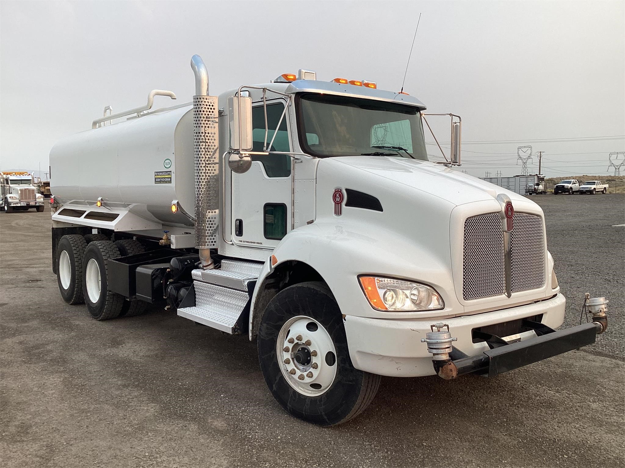 2018 KENWORTH T370 - image 3 of 6