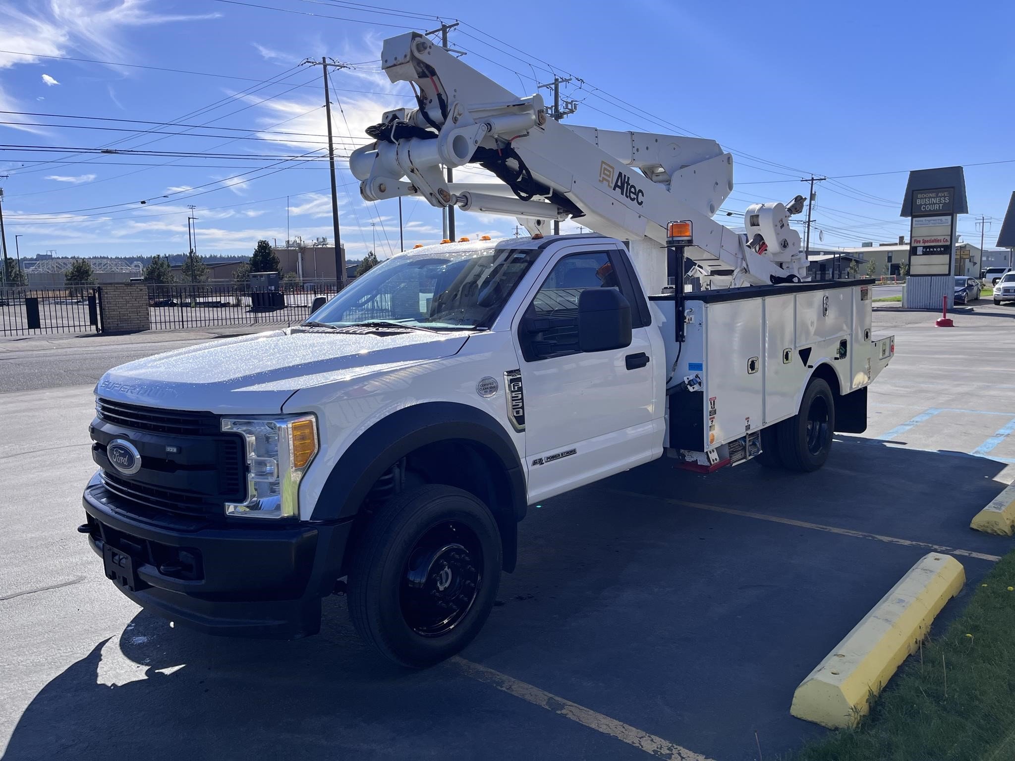 2018 ALTEC AT48M - image 4 of 6