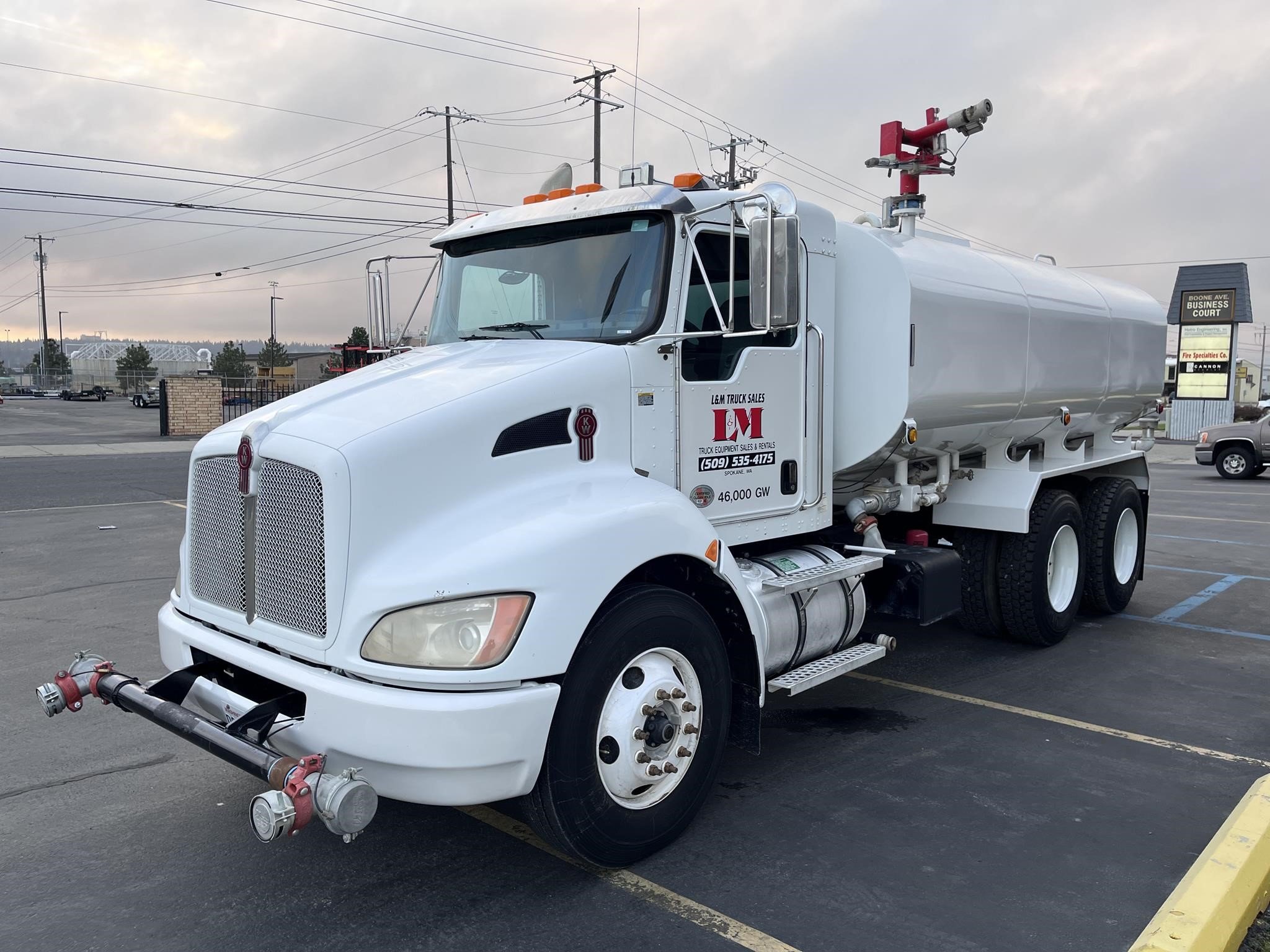 2010 KENWORTH T370 - image 4 of 6